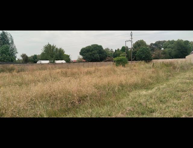 1,005M² VACANT LAND FOR SALE IN RIVERSDALE